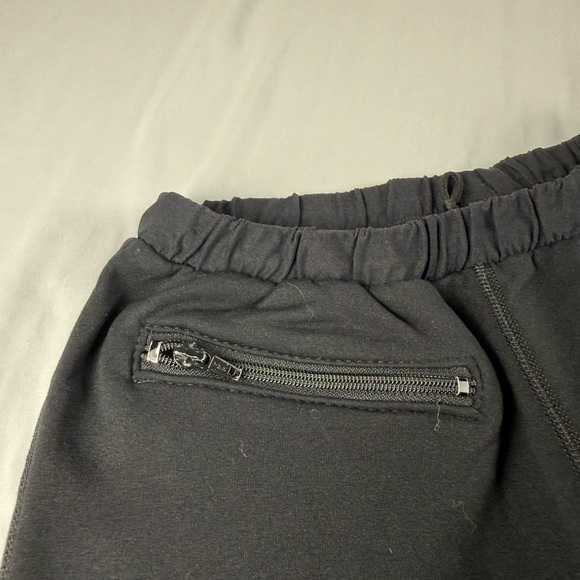 REI Black Fleece-Lined Apparel - Picture 3 of 7